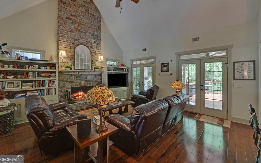 The Ultimate Lake Hartwell Luxury Retreat! Forget the standard - photo 21