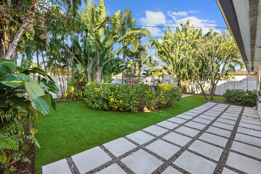 Welcome to this charming Fort Lauderdale home ideally located - photo 25