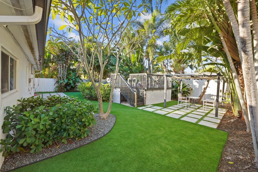 Welcome to this charming Fort Lauderdale home ideally located - photo 28