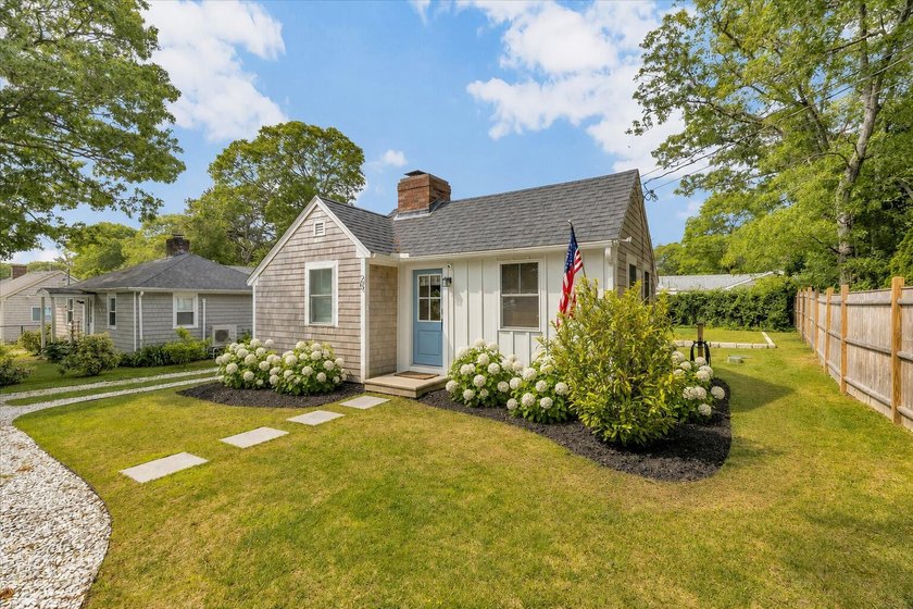 The Cape Cod cottage everyone hopes to find--but rarely does - photo 34