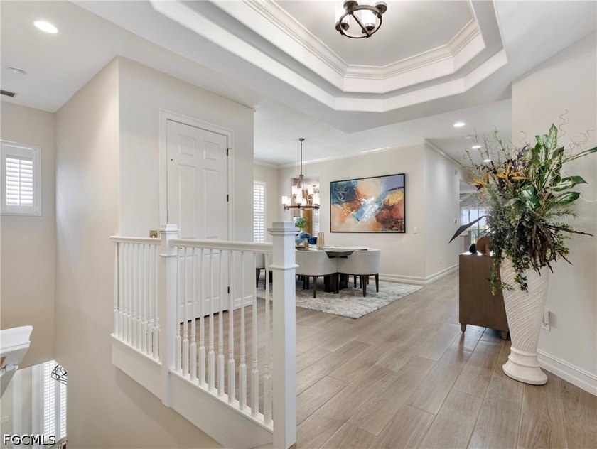 Stunning top-floor coach home in Coronado at Gulf Harbour Yacht - photo 4