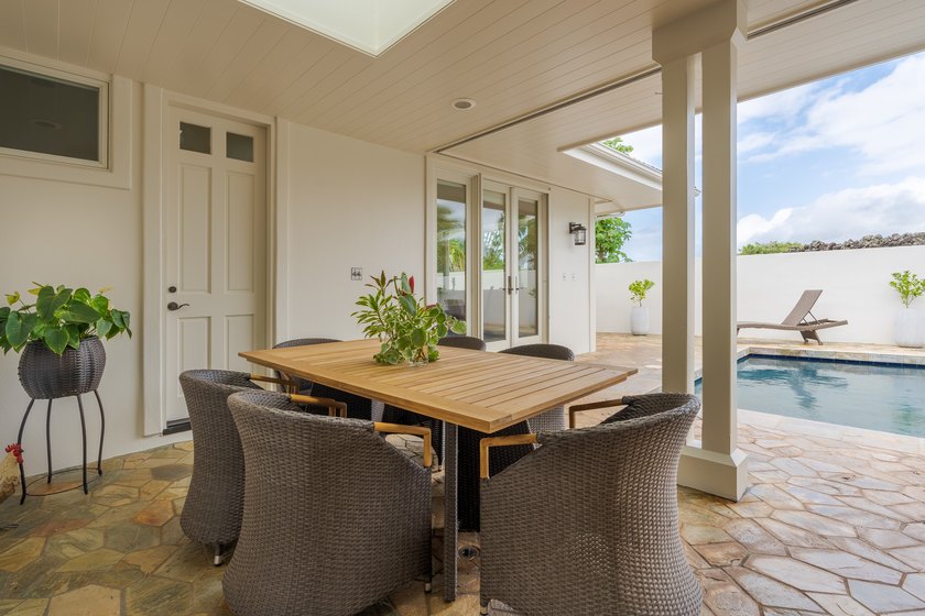 A classic Kiahuna Golf Village residence in both design and - photo 8