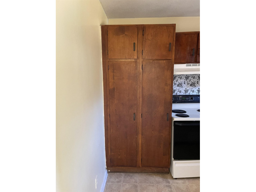 The Central Myrtle Beach location is less than 2 miles from the - photo 11