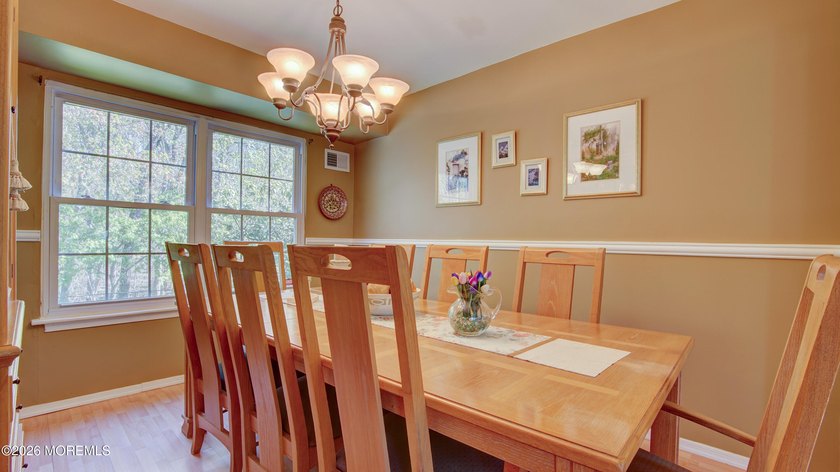 Welcome to this inviting 3-4 bedroom, 2.5-bath colonial tucked - photo 11