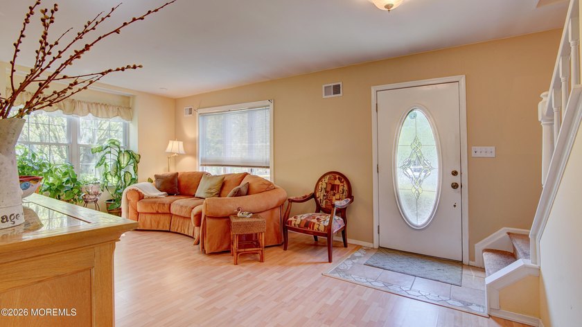 Welcome to this inviting 3-4 bedroom, 2.5-bath colonial tucked - photo 12
