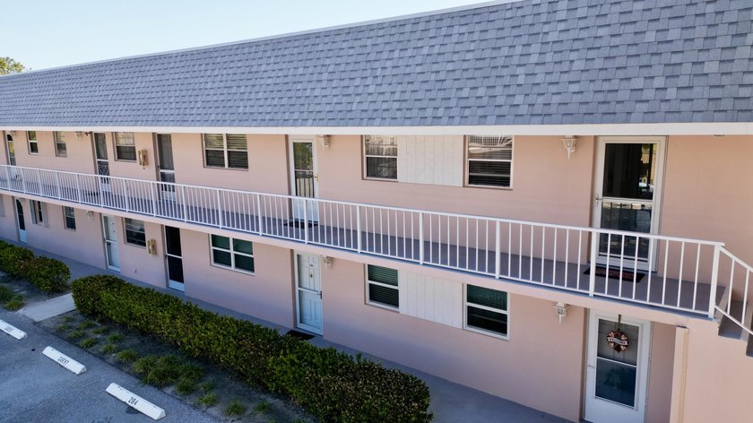 Experience the quintessential Florida lifestyle in Little Club - photo 12