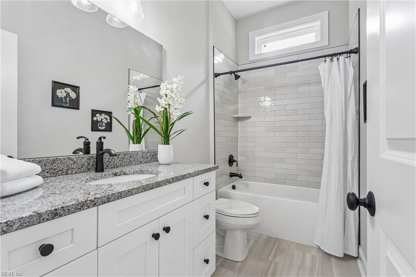 KINGSMILL WATERFRONT - Stunning new construction on a large - photo 21