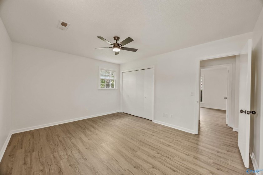 Enjoy golf course living with NO HOA, WORKSHOP and POOL! - photo 25