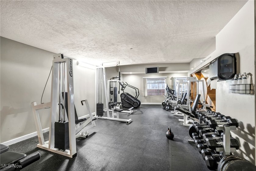 Experience modern and convenient city living in this stylish - photo 26