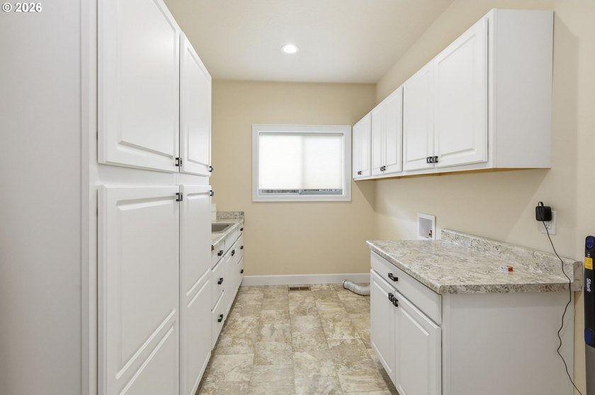 Thoughtfully designed for comfort, accessibility, &amp; effortless - photo 27