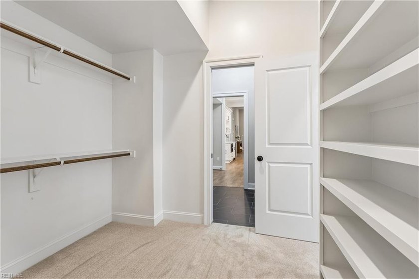 KINGSMILL WATERFRONT - Stunning new construction on a large - photo 40