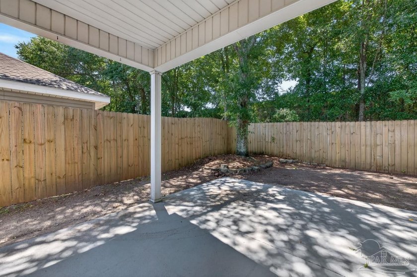 UPDATED 3 bedroom/2 bath home with nearly 1,350 square feet, and - photo 45
