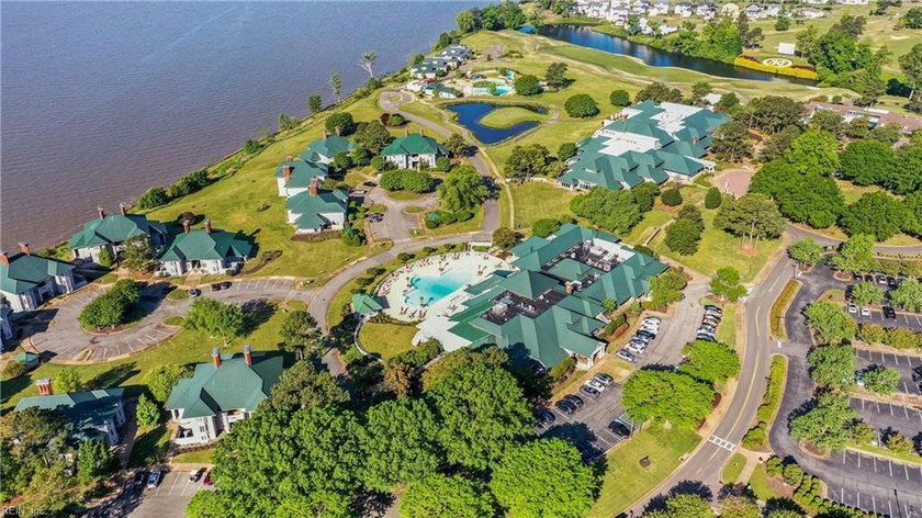 KINGSMILL WATERFRONT - Stunning new construction on a large - photo 46