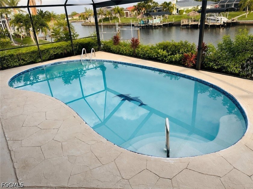 Completely remodeled Gulf-access waterfront home offering modern - photo 5