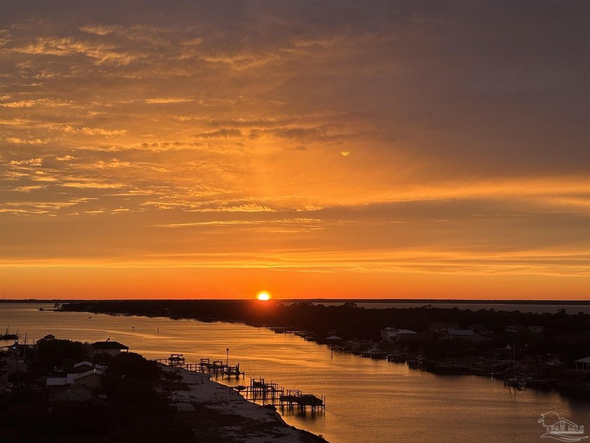 Experience luxury coastal living from this stunning 5-bedroom, 5 - photo 13