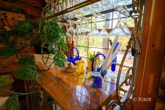 Welcome to your dream home-a stunning log cabin blending classic - photo 40