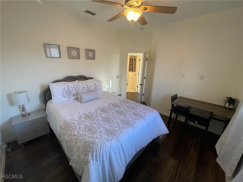 Gulf Access Property located in SW Cape Coral. This 4 bedroom, 2 - photo 22