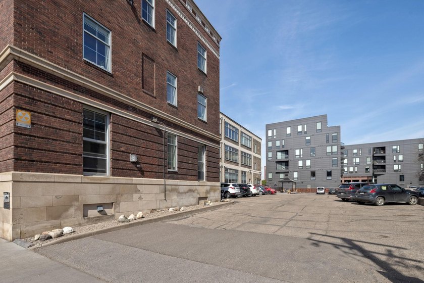Move-in ready 918 Loft with two parking spaces: one garage, one - photo 22