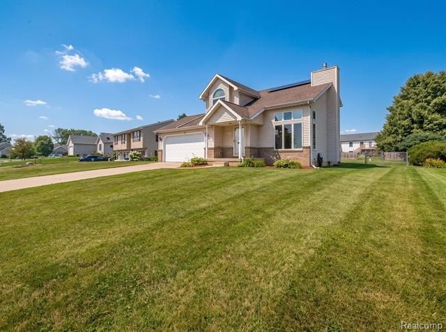 Enjoy stunning lake views without the lakefront price! This - photo 42
