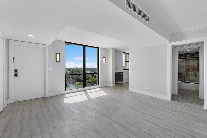 136 Lakeshore Dr T10 - photo 12