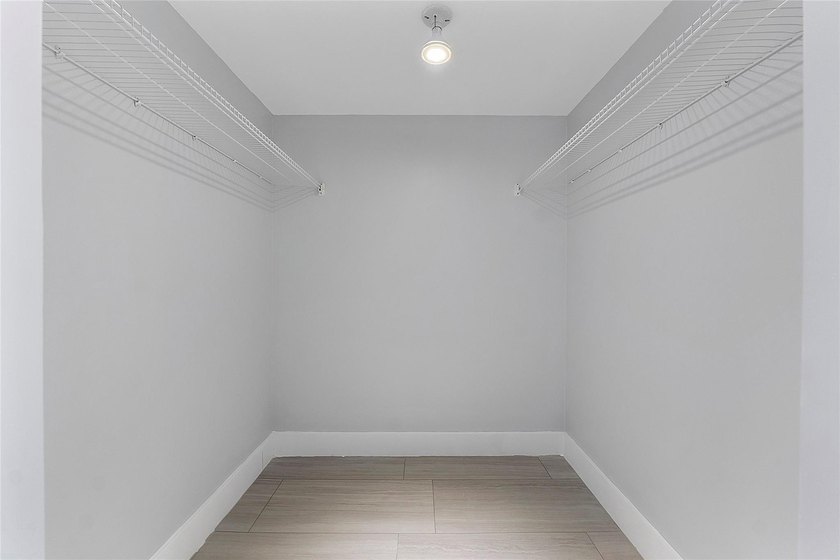 136 Lakeshore Dr T10 - photo 26