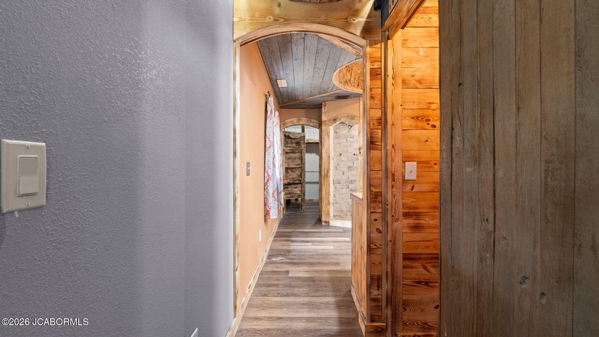 If you're looking for peace, privacy, and room to roam, this - photo 48
