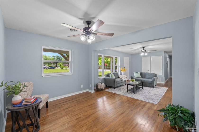 BACK ON THE MARKET AT NO FAULT TO SELLER! Explore this stunning - photo 11