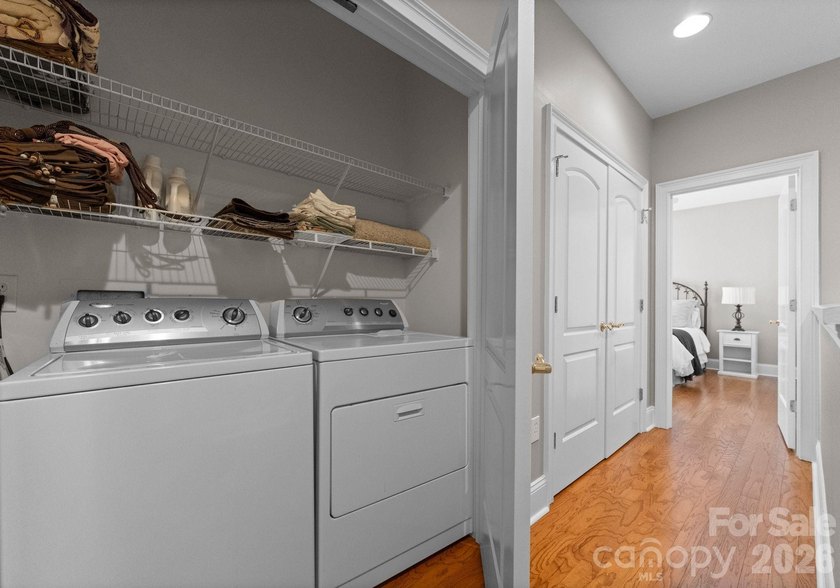 Live in the heart of Uptown Charlotte in this beautiful, sunny - photo 31