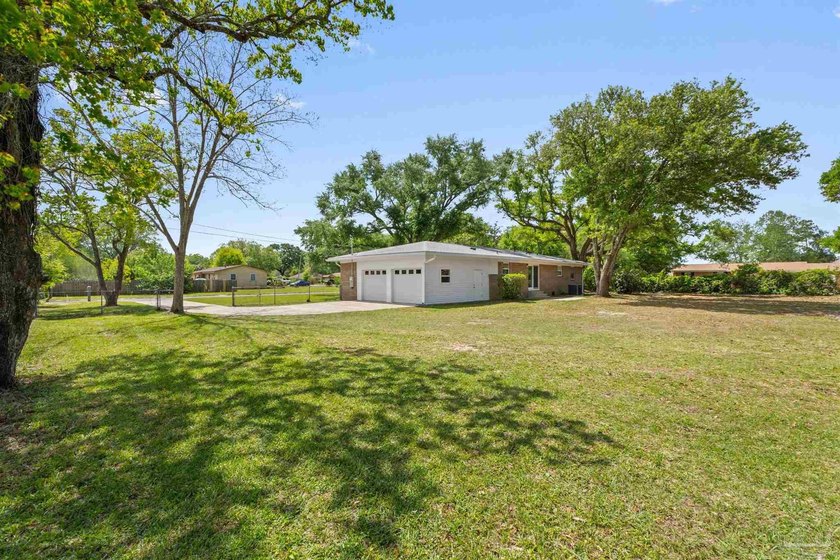 BACK ON THE MARKET AT NO FAULT TO SELLER! Explore this stunning - photo 40