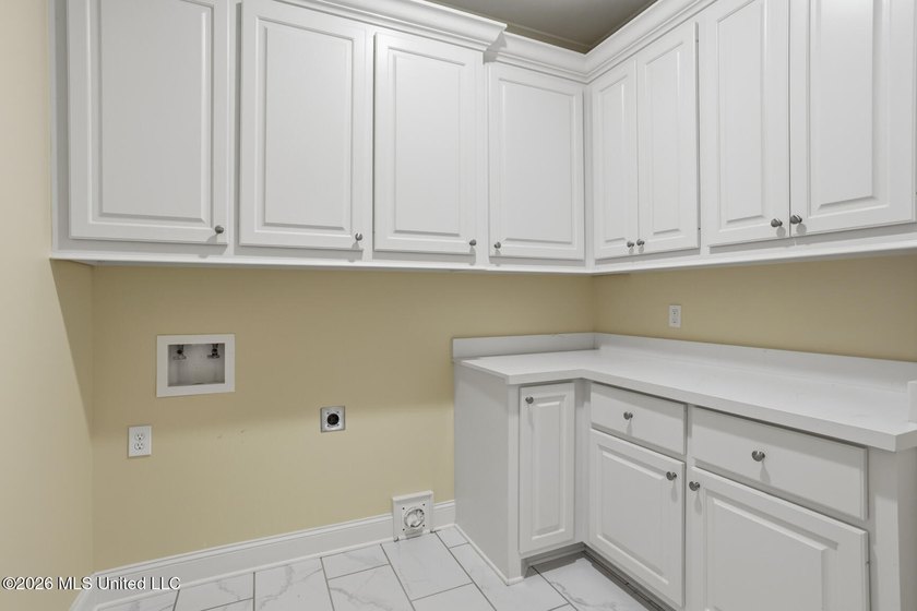 174 Falls Crossing in the highly desirable Falls Crossing - photo 24