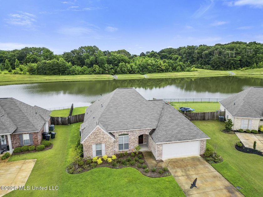174 Falls Crossing in the highly desirable Falls Crossing - photo 34