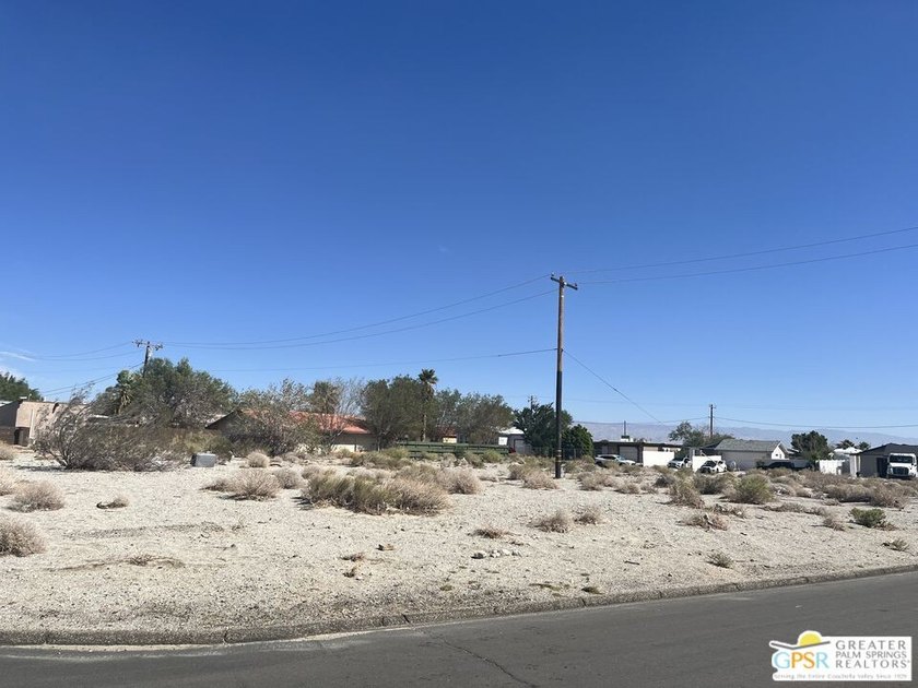 Prime Corner Residential Lot in Desirable Neighborhood 8,276 Sq - photo 5