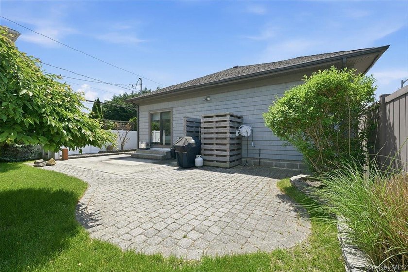 Welcome to 18 Clark Street Long Beach This home is located on - photo 29