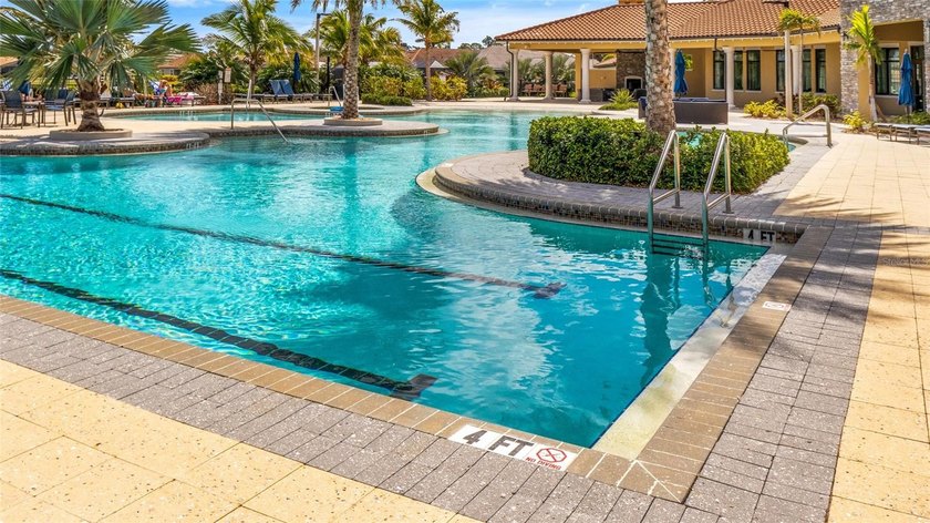 Welcome to this beautifully designed Tuscan-style Bayport villa - photo 45
