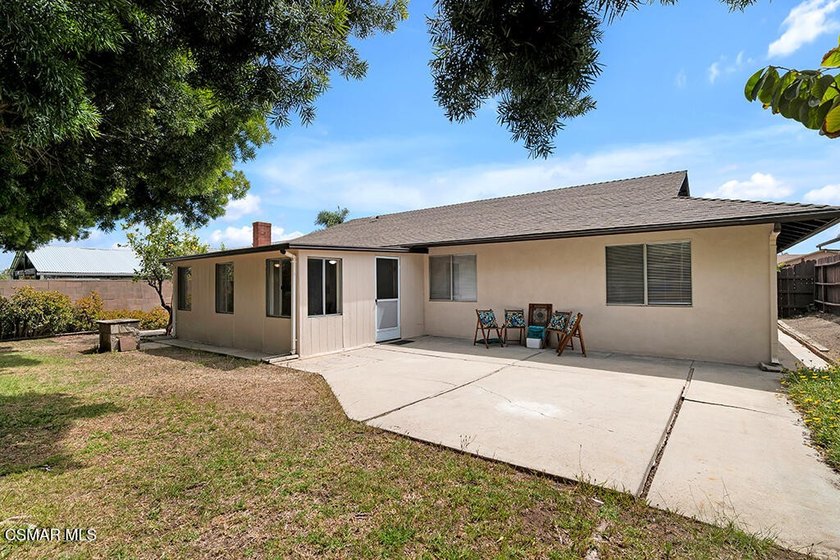 Charming Home with spacious backyard and frontyard Has new paint - photo 33