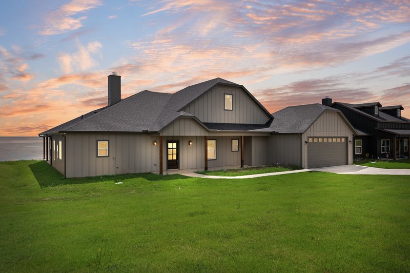 Waterfront living at its finest!! This stunning new construction - photo 2