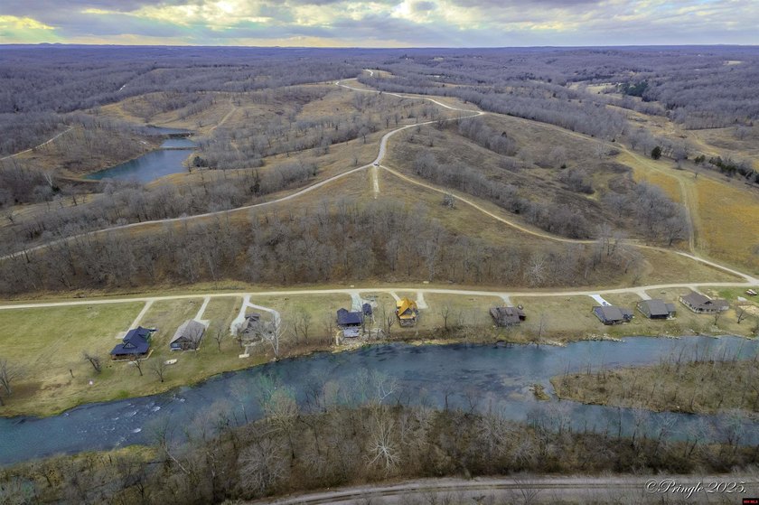 Welcome to Spring River Landing, a gated and secured waterside - photo 4