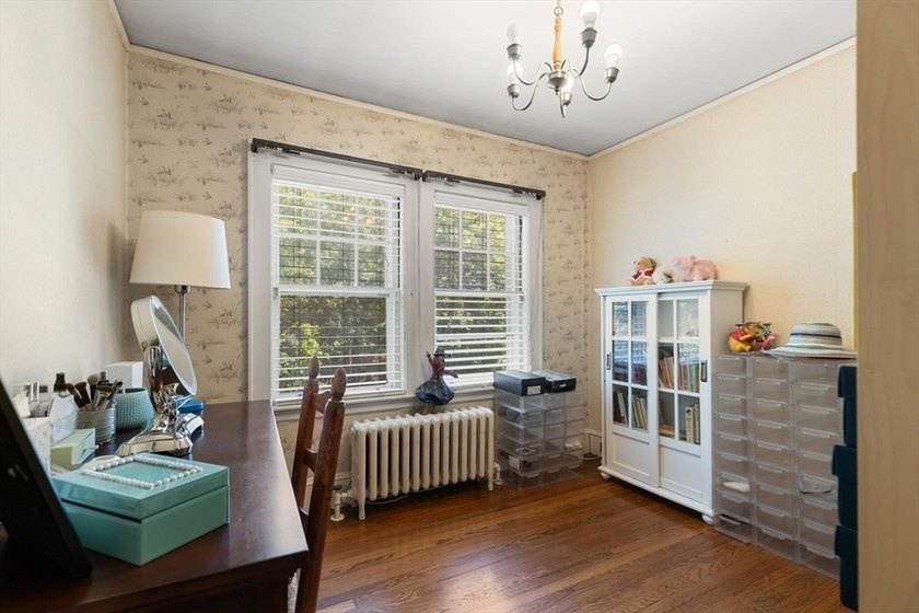 Impressive residence on Winchester line where timeless - photo 24
