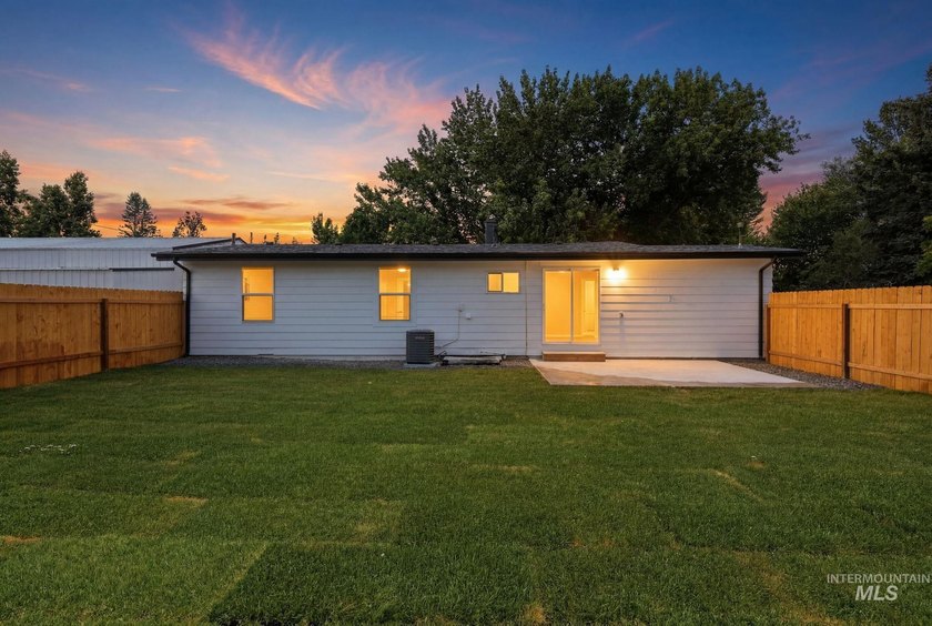 Rare opportunity to own an exceptional Eagle property with no - photo 47
