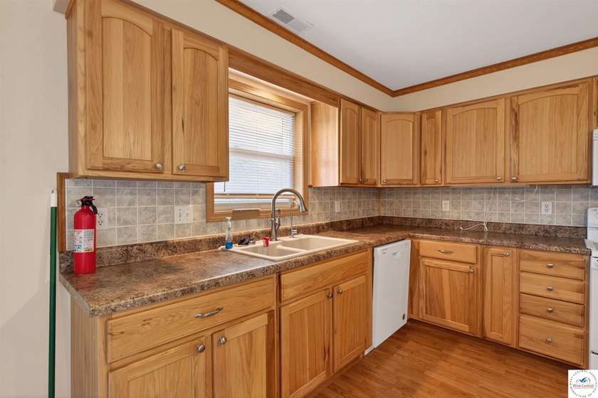 Beautiful lakefront home with breathtaking views of the Lake of - photo 13