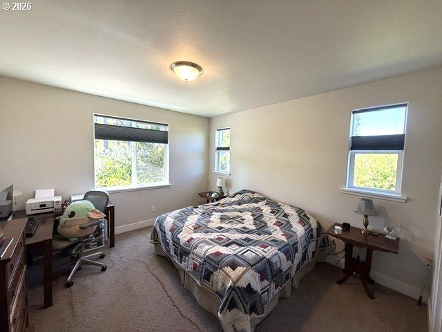 Beautifully maintained *Rogue* floor plan offering 1,765 sq. ft - photo 24