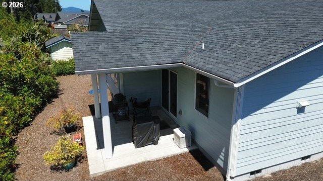 Beautifully maintained *Rogue* floor plan offering 1,765 sq. ft - photo 31