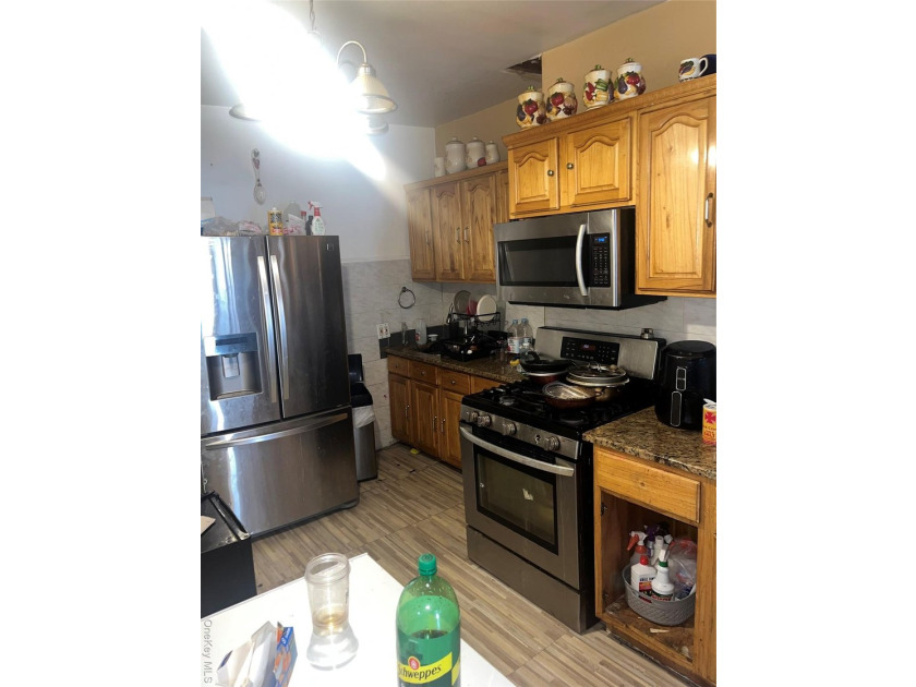 ACCEPTED OFFER Calling All Investors! Welcome to this two-family - photo 9