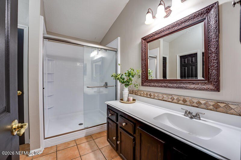 Welcome to 8005 Macinnes Drive - a charming home with great curb - photo 22