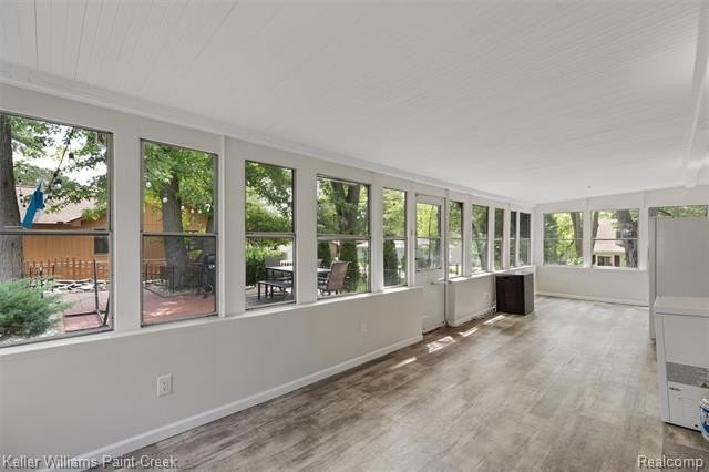 Welcome to 3815 Edgecrest St, a beautiful home in the heart of - photo 22