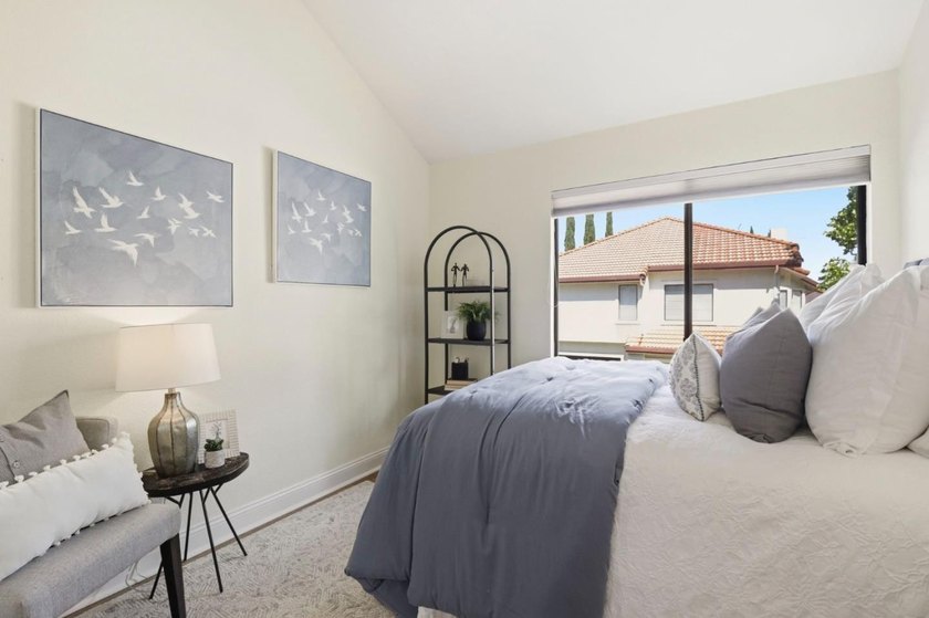Welcome to this bright and open home in the desirable GATED - photo 23