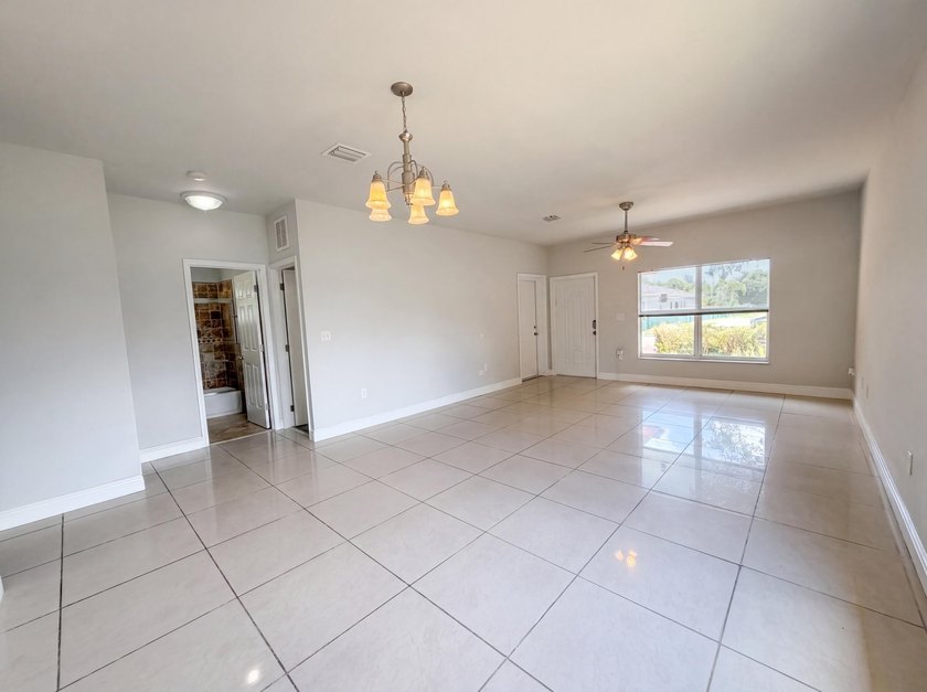 Imagine 453 N Deerfield Ave, a residence recently updated with - photo 7