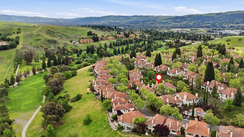 Welcome to this bright and open home in the desirable GATED - photo 41