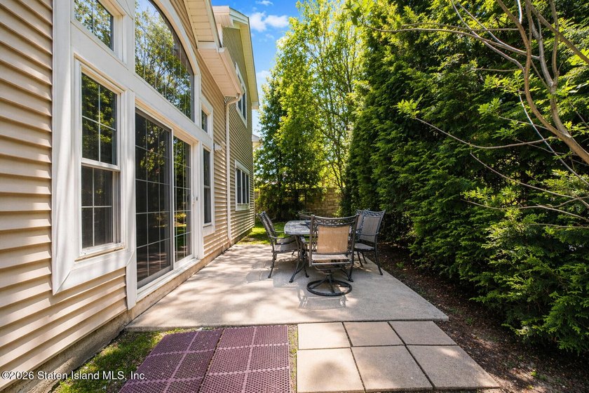 Welcome to one of the most luxurious communities on Staten - photo 22