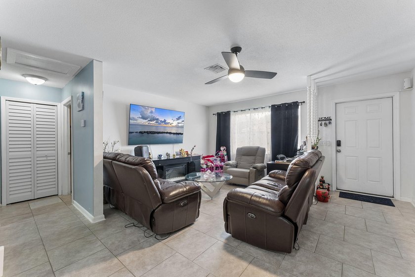 Exceptional investment opportunity! This CBS duplex features two - photo 23